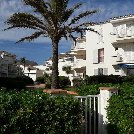 Residencia Platja De Roses Apartment Exterior photo